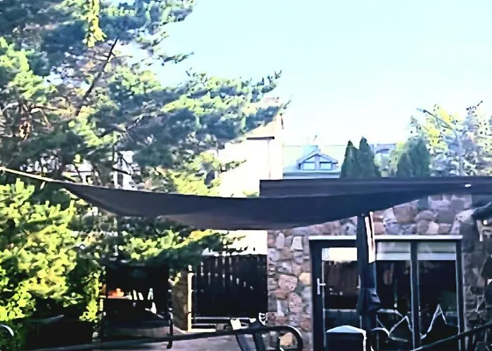 Prie Fontano - Su Uzdaru Kiemu Ir Parkingu شقة